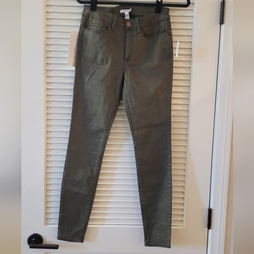 Daily Ritual - (NWT) Green Skinny Jeans With Functional Front & Back Pockets